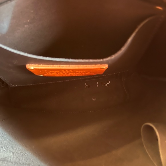 PLG Smooth Black Medium zip Tote with Tan Handles - Picture 5 of 5